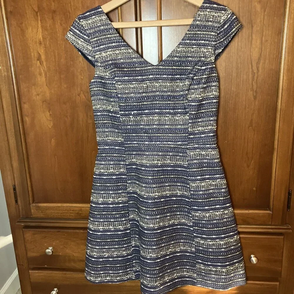 Lilly Pulitzer Ruthy Dress‎ True Navy Metallic Boucle Cap Sleeve Preppy Size 4 - Picture 2 of 12